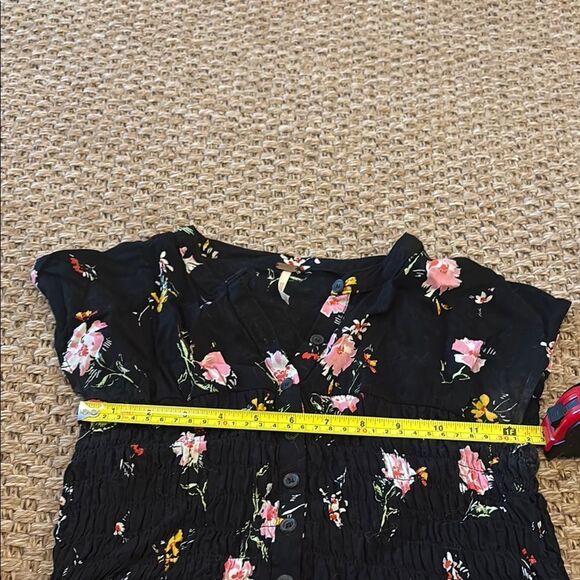 Free People Pink Smocked Flutter Sleeve Blouse - Picture 7 of 8